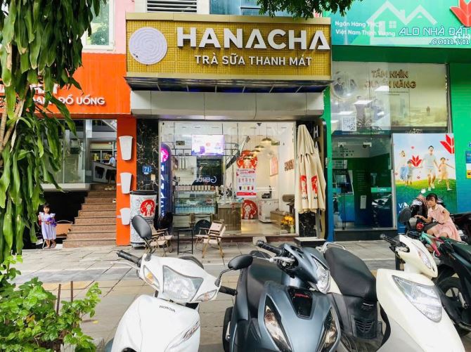 Cho thuê mặt bằng 34m², tầng 1, mặt tiền 71 Nguyễn Văn Huyên thuận lợi kinh doanh buôn bán