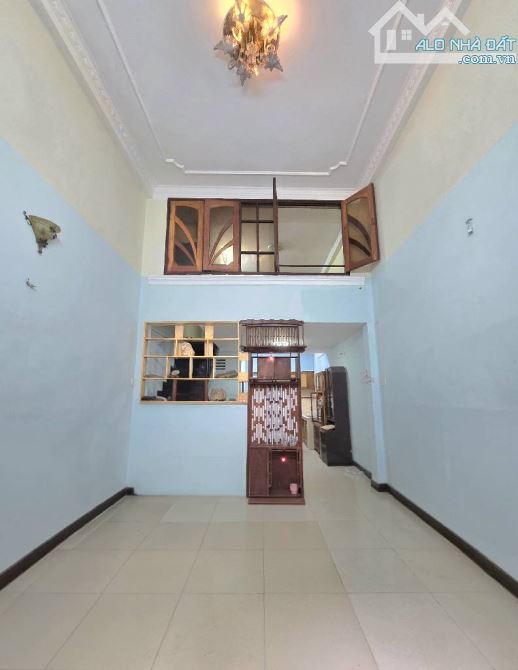 CỰC PHẨM CHỬ ĐỒNG TỬ, 1/ THẲNG TẮP, 50M2 X 4 TẦNG, NGANG 4M, 4 GÓC 90 ĐỘ - CHỈ 7 TỶ.