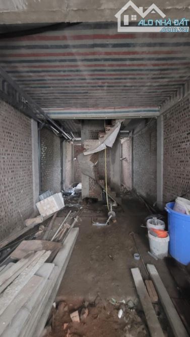 BÁN NHÀ AN DƯƠNG – KHU TT F361 – 6 TẦNG THANG MÁY – Ô TÔ VÀO NHÀ – Ở SANG KINH DOANH DÒ