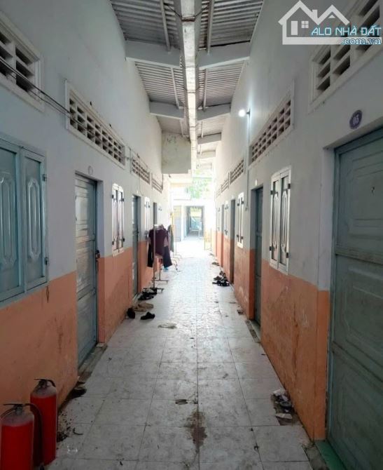 Bán Gấp dãy trọ có 2 kiot- 10 phòng ở Tân Thông Hội- Củ Chi. DT 256m2, giá 980 triệu. SHR. - 1