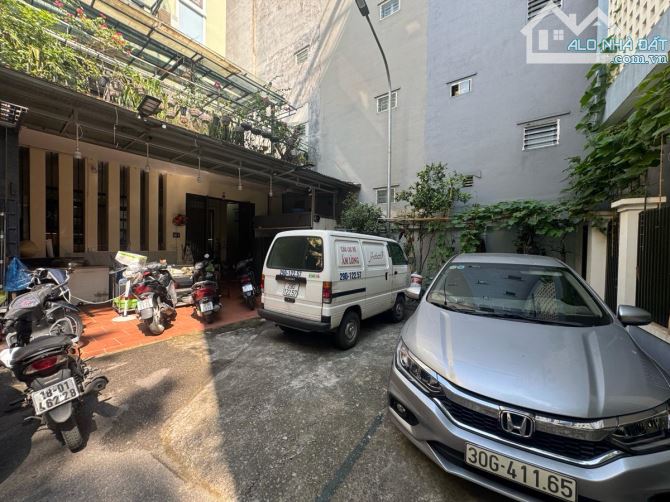 BIỆT THỰ PHỐ XUÂN LA — DT 110M² — 5 TẦNG — MT 9M — GIÁ 42.3 TỶ