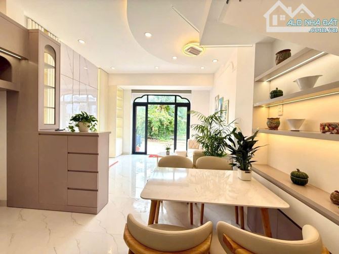 Phường 5. NHÀ MẶT TIỀN RẠCH BẠCH NHA, Trần Hưng Đạo vào chỉ 100 mét. - 1