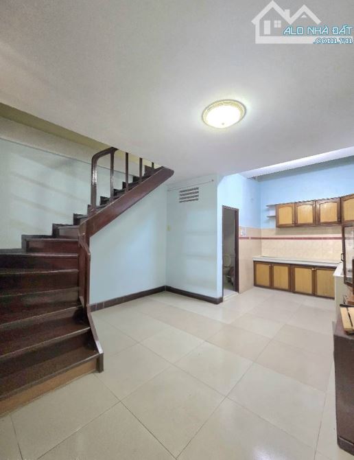 CỰC PHẨM CHỬ ĐỒNG TỬ, 1/ THẲNG TẮP, 50M2 X 4 TẦNG, NGANG 4M, 4 GÓC 90 ĐỘ - CHỈ 7 TỶ. - 1