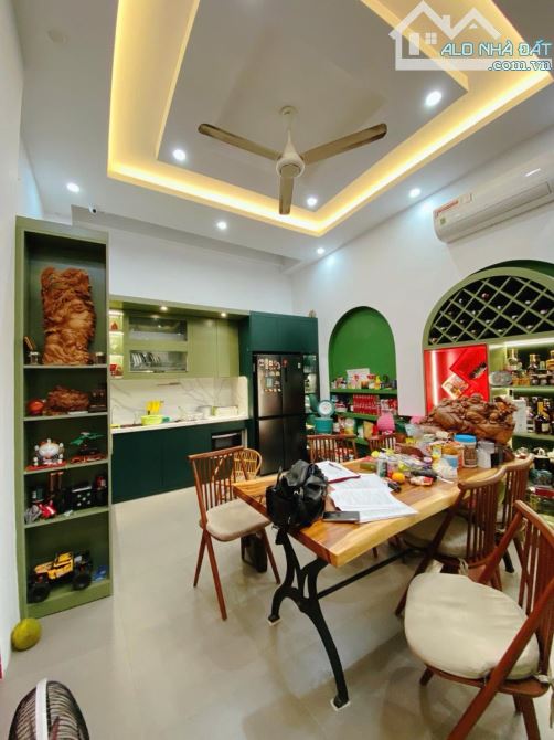 NGUYỄN TUÂN – 53M² x 5 TẦNG – LÔ GÓC 3 THOÁNG – GARA Ô TÔ – DÂN XÂY - 19 TỶ