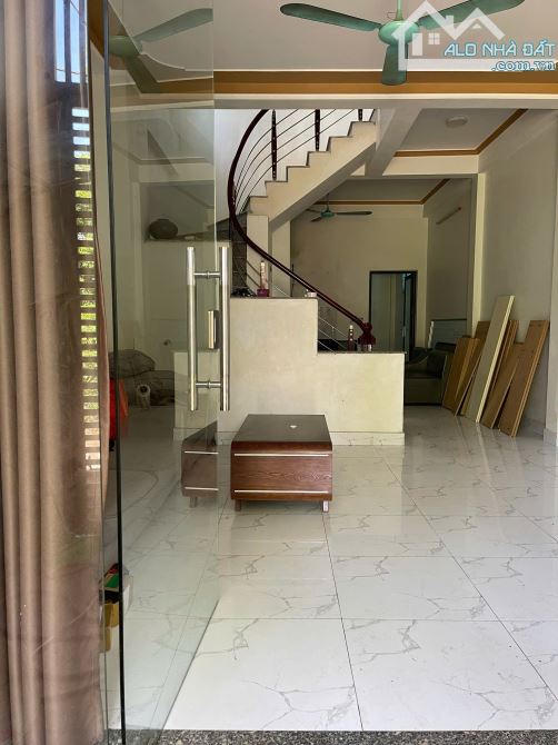 Cho thuê nhà Hồ Câu Yên Mỹ Thanh Trì, 80m2 x 2 tầng, 4 ngủ, 2 vệ sinh, 11 Triệu - 3