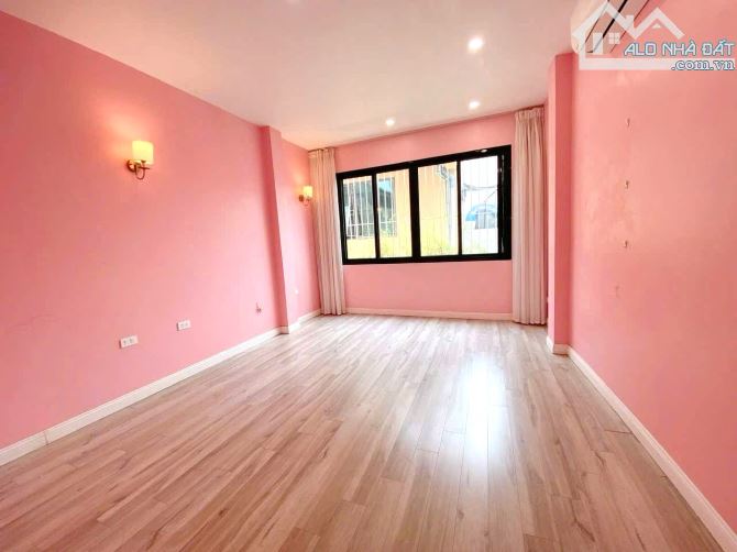 Bán nhà ĐÀO TẤN. Nhà 2 mặt ngõ trước sau. 5 tầng THANG MÁY. Cách oto tránh dừng đỗ 20m.