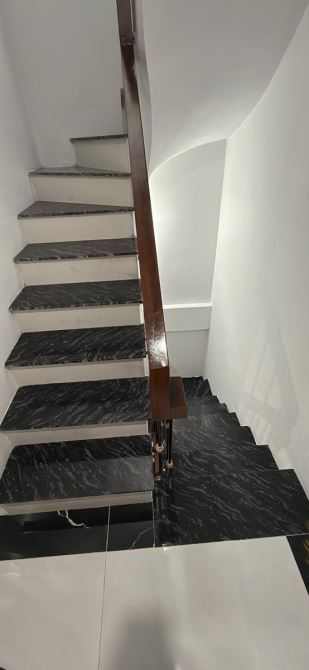 CHÍNH KINH – TOÀ CCMN 8 TẦNG – 75M² – MẶT TIỀN 6.5M – LÔ GÓC 2 THOÁNG – D THU 135TR-26 TỶ