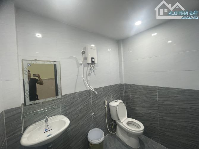 Cần bán nhà 1 trệt 1 lửng mặt tiền đường Phan Huy Ích khu Hòn Rớ 1 giá 5 tỷ 500 - 6