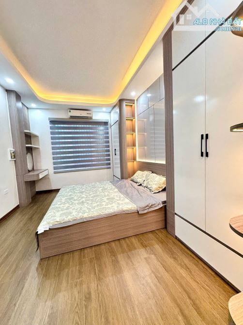 Cần bán Nhà Hồ Đền Lừ, LƯơng Khánh Thiện, 83m2 x 7 tầng thang máy, Giá: 22,8 tỷ( ctl)