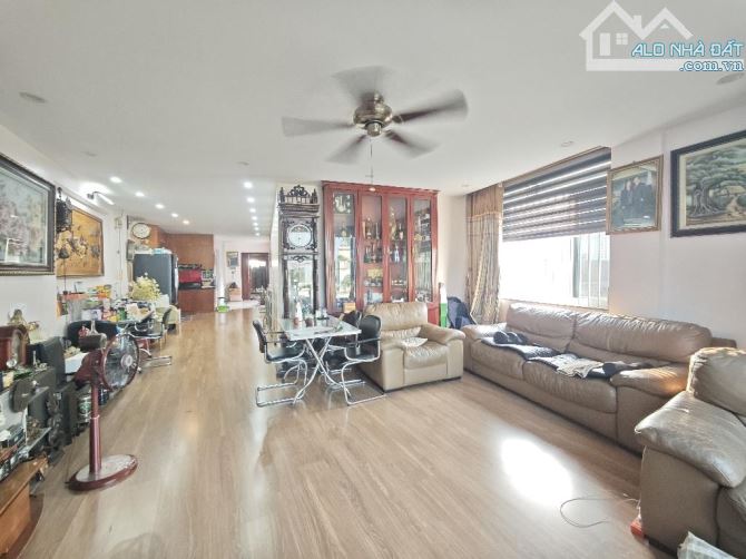 NHÀ VIP LÝ NAM ĐẾ - 76M2 - 7 TẦNG - THANG MÁY - 3 THOÁNG - Ô TÔ ĐỖ CỬA - HÀNG XÓM QUÂN ĐỘI