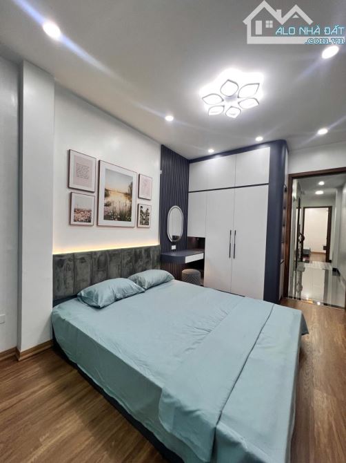 Bùi xương Trạch nhà đẹp như khách sạn 5 sao thang máy 41m*5T giá 11.5 tỷ