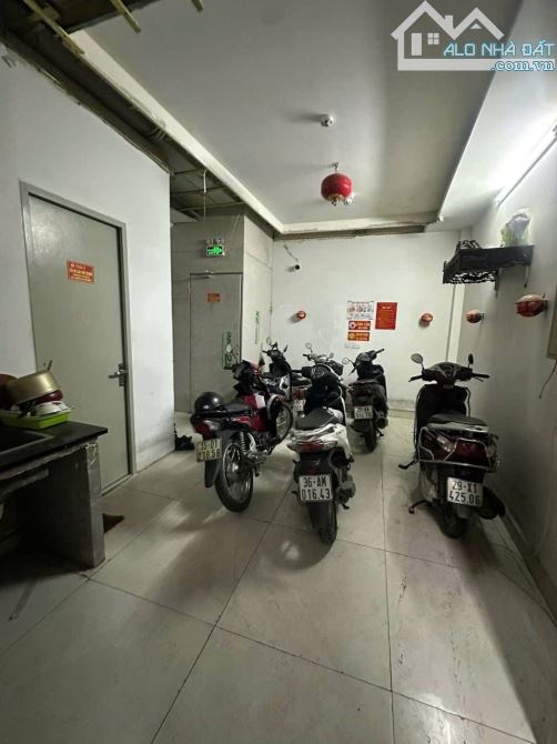 Bán nhà Bạch Mai 34m2, 4 tầng, 7 phòng ngủ, nhà dân xây chắc chắn. Giá 7.2 tỷ sổ đỏ đẹp