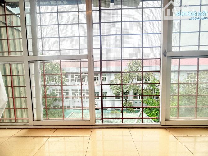 BÁN TẬP THỂ CỰC VIP TẦNG 4 – PHỐ 8/3, QUỲNH MAI, HAI BÀ TRƯNG. 65M2 – 3PN. 3,32 TỶ