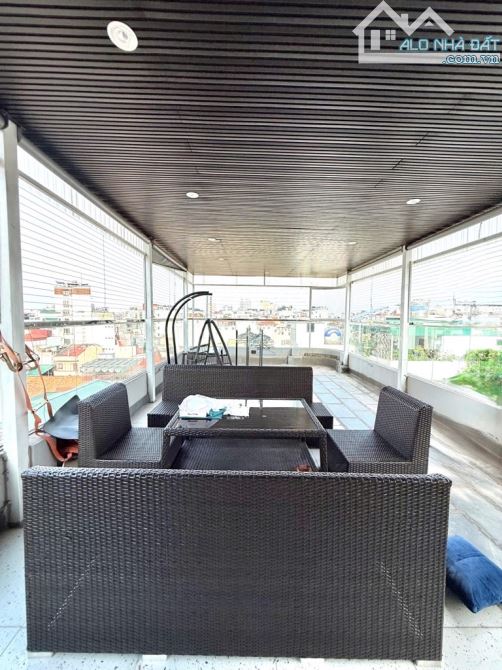 NHÀ VIP LÝ NAM ĐẾ - 76M2 - 7 TẦNG - THANG MÁY - 3 THOÁNG - Ô TÔ ĐỖ CỬA - HÀNG XÓM QUÂN ĐỘI