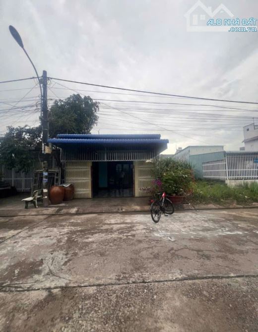 Gấp Gấp Cần Bán nhanh Căn nhà ngay 100m2 Bùi Thị He Thị Trấn Củ Chi 660triệu Bao Phí Thuế - 2