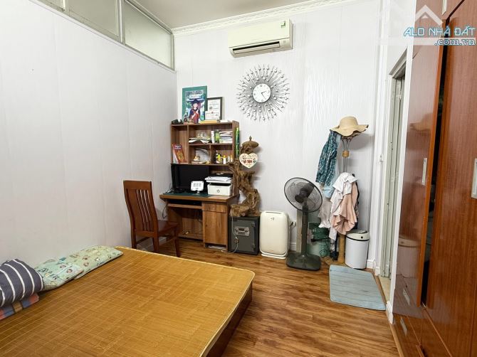 NHÀ TRƯƠNG ĐỊNH HAI BÀ TRƯNG 39m 4 TẦNG MẶT TIỀN 4.2m 8TỶ8