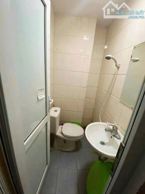 Bán nhà Bạch Mai 34m2, 4 tầng, 7 phòng ngủ, nhà dân xây chắc chắn. Giá 7.2 tỷ sổ đỏ đẹp