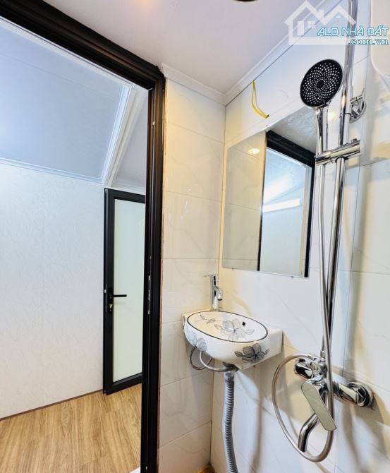 Bán căn hộ tập thể bạch mai TT hai bà trưng đẹp thoáng nhà đẹp ở ngay