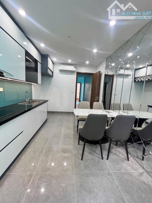 Bùi xương Trạch nhà đẹp như khách sạn 5 sao thang máy 41m*5T giá 11.5 tỷ