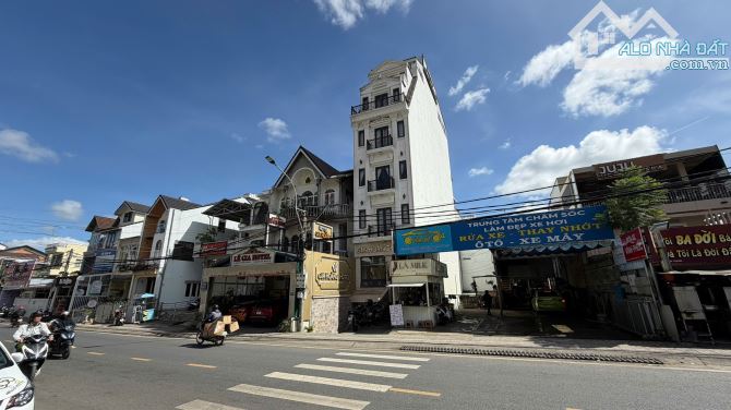 Khách Sạn - Mặt tiền - 7 tầng - 23 phòng - Sổ riêng - đường Hai Bà Trưng, Phường 6, Đà Lạt - 7