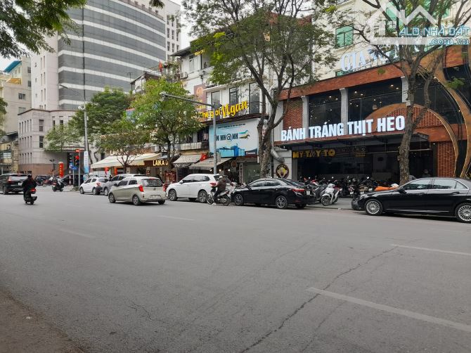 Cần Bán nhà mặt Phố Bà Triệu 403m2, mặt tiền 11.5m, Giá 360 tỷ, Đoạn Tràng Thi - Hàng Khay - 1