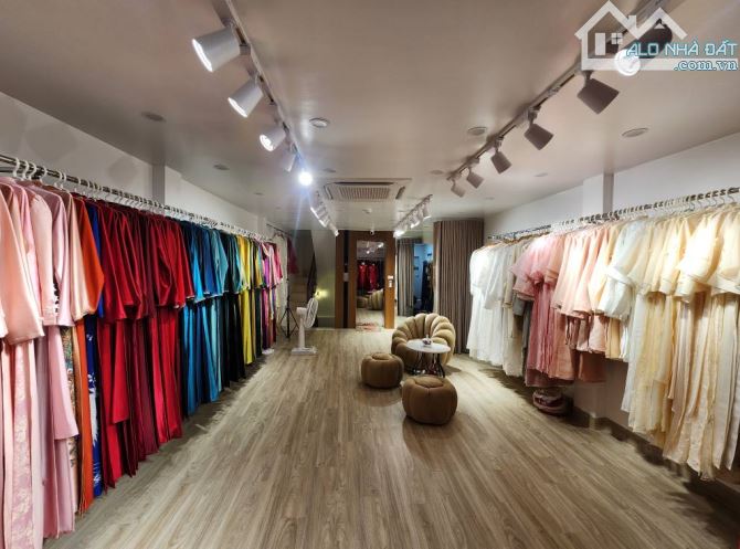 Mặt phố Hoàng Văn Thái-Doanh thu 50tr/tháng. 90m,6 tầng, mt 5m.