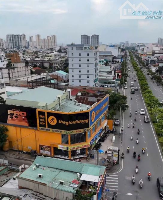 🔥 Rẻ 20%: GÓC 2 MẶT TIỀN TRẦN NÃO, AN KHÁNH, THỦ ĐỨC 25x28m thu 5 tỷ/ năm giá 210T - 1