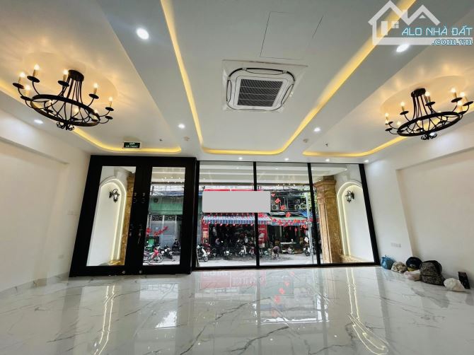 Bán Nhà 10 Tầng Kinh Doanh Mặt Phố Đội Cấn Ba Đình DT 95M MT 7.7M Giá 62Tỷ