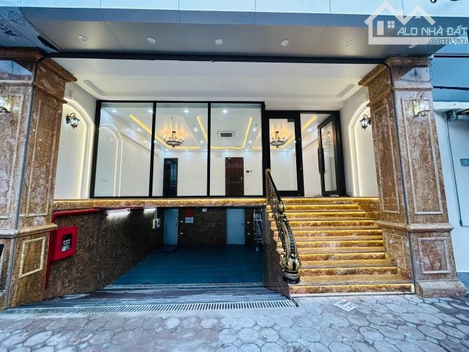 Bán Nhà 10 Tầng Kinh Doanh Mặt Phố Đội Cấn Ba Đình DT 95M MT 7.7M Giá 62Tỷ
