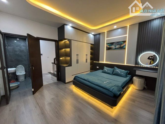 Bán nhà, Minh khai, lô góc, 4 tầng,kinh doanh,10m ra phố , giá 7.35 tỷ