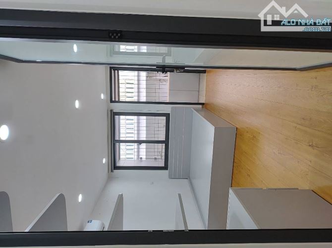 TẬP THỂ THÀNH CÔNG - TẦNG 3 - NHÀ THOÁNG TRƯỚC SAU. DTSD:100m²- SĐCC - 5,8TỶ