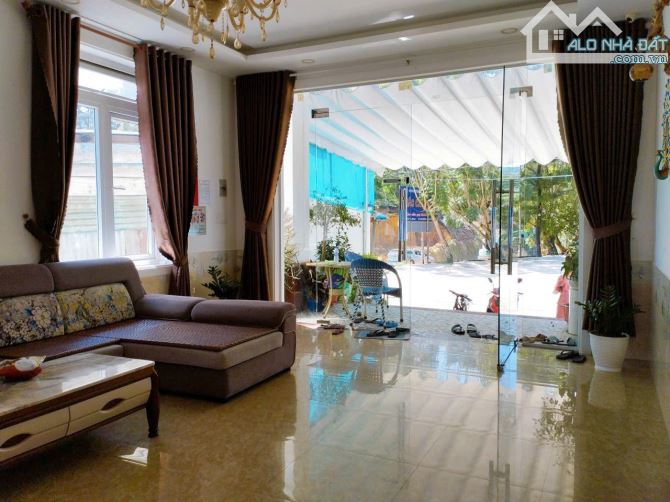 Bán khách sạn 400m ngay thác Cam Ly, 13PN 3 bungalow - 6