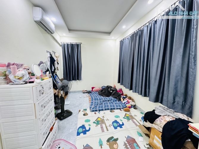 HIẾM - NHÀ ĐẸP ÂU CƠ - 43M2 - MT 5M LÔ GÓC - Ô TÔ ĐỖ - Ở NGAY - GIÁ CHỈ HƠN 3 TỶ