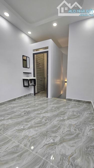 SÁT MẶT TIỀN HOÀNG DIỆU VIP Q4 ĐÚC 3 TẤM CÓ HƠN 2 TÊ - 6