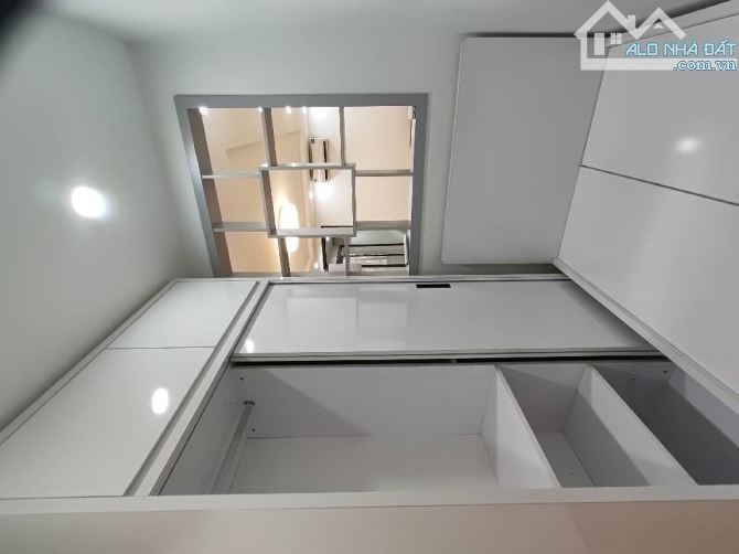 TẬP THỂ THÀNH CÔNG - TẦNG 3 - NHÀ THOÁNG TRƯỚC SAU. DTSD:100m²- SĐCC - 5,8TỶ