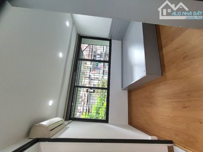 TẬP THỂ THÀNH CÔNG - TẦNG 3 - NHÀ THOÁNG TRƯỚC SAU. DTSD:100m²- SĐCC - 5,8TỶ