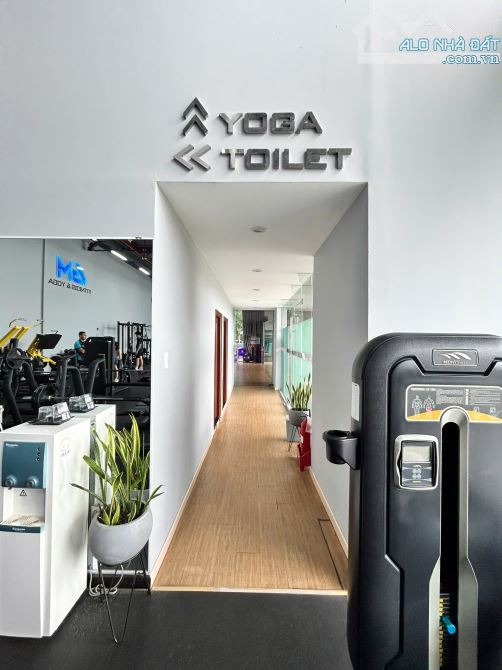 SHOPHOUSE SKYLINE QUẬN 7 - 307m - 30,4 tỷ có HDT 65tr/tháng SHR - 9