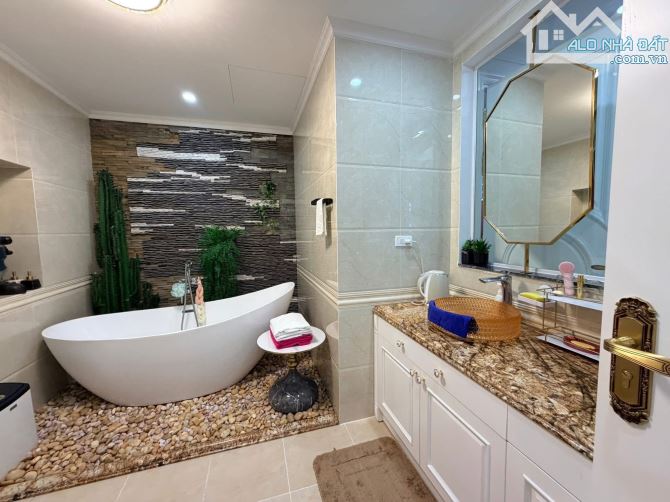 BUILDING LÔ GÓC 9T MẶT PHỐ TRẦN TỬ BÌNH - CẦU GIẤY 90m2 - 64.5 TỶ - KINH DOANH ĐỈNH