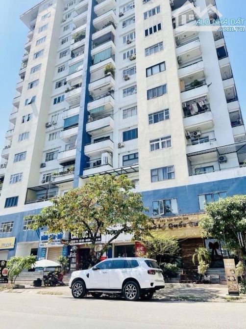 Bán căn hộ tại A5 Nguyễn Cảnh Dị - KĐT Đại Kim - DT 66m2 - 2 ngủ, 2 Ban Công. Giá 4.4 Tỷ.