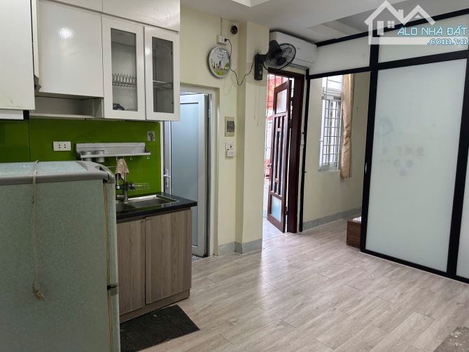 Cho thuê cc mini 2 phòng riêng, 34m²,tại ngõ Văn Hương,Văn Miếu,Đống Đa