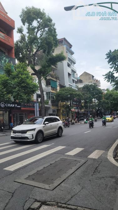 MẶT PHỐ CỔ - NGÕ GẠCH 26 TỶ, 35M X4 TẦNG. MẶT TIỀN 5,4M. KINH DOANH