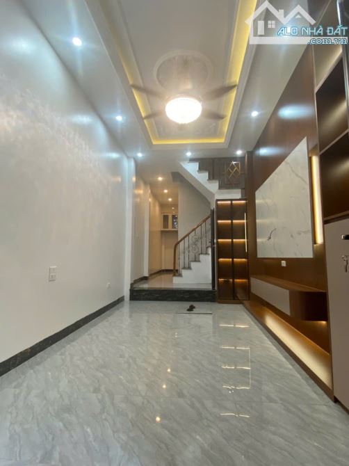 TÔI CẦN BÁN NHÀ, PHÂN LÔ, 5 TẦNG, THANG MÁY, 2 MẶT THOÁNG, Ô TÔ ĐỖ CỬA, GẦN CHỢ HÀ ĐÔNG