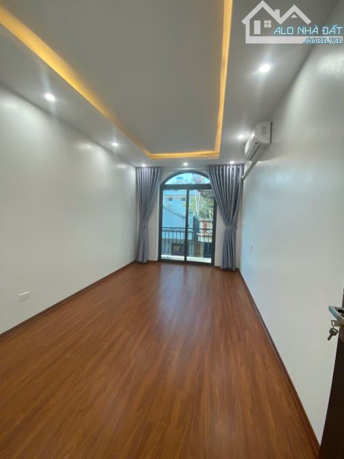 TÔI CẦN BÁN NHÀ, PHÂN LÔ, 5 TẦNG, THANG MÁY, 2 MẶT THOÁNG, Ô TÔ ĐỖ CỬA, GẦN CHỢ HÀ ĐÔNG