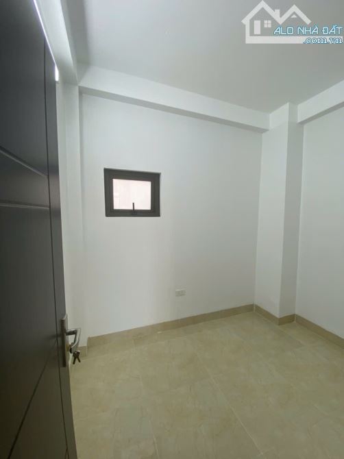 TÔI CẦN BÁN NHÀ, PHÂN LÔ, 5 TẦNG, THANG MÁY, 2 MẶT THOÁNG, Ô TÔ ĐỖ CỬA, GẦN CHỢ HÀ ĐÔNG