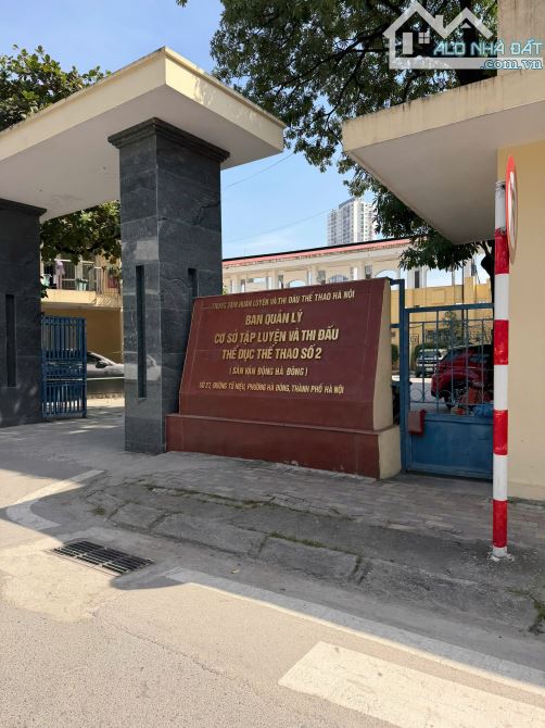 TÔI CẦN BÁN NHÀ, PHÂN LÔ, 5 TẦNG, THANG MÁY, 2 MẶT THOÁNG, Ô TÔ ĐỖ CỬA, GẦN CHỢ HÀ ĐÔNG