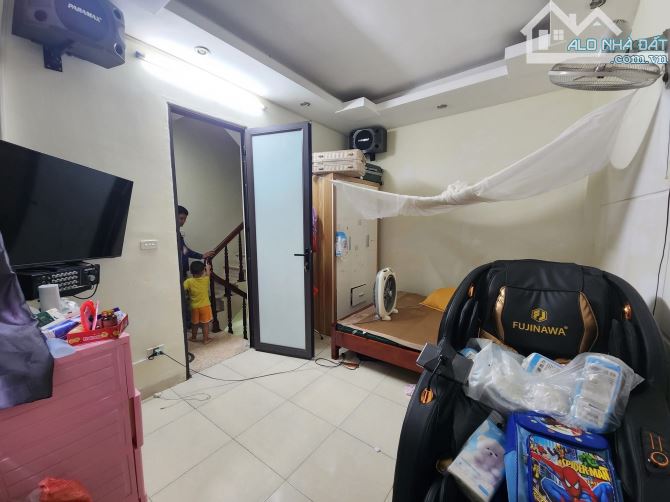 Bán Mặt phố Hàng Buồm giá 16,9 Tỷ, 35m x2 Tầng. Kinh doanh tốt