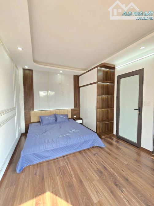 BÁN ĐẤT TẶNG NHÀ - PHỐ CẦU ĐẤT GIÁ 26 TỶ. 170m x6 Tầng. KINH DOANH TỐT