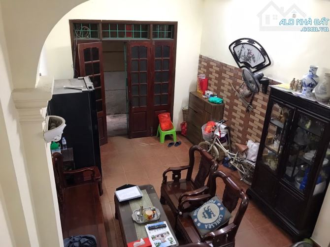 Dân xây ngõ 290 Kim Mã, hai mặt thoáng, QH ổn định, 32m2 x 3 phòng ngủ,ngõ nông.Giá 8.1 tỷ