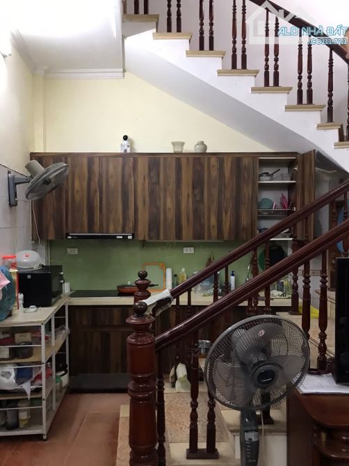 Dân xây ngõ 290 Kim Mã, hai mặt thoáng, QH ổn định, 32m2 x 3 phòng ngủ,ngõ nông.Giá 8.1 tỷ