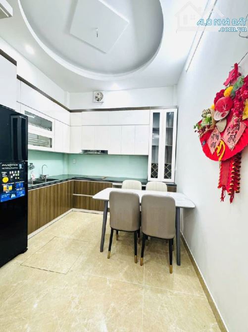 BÁN NHÀ DÂN XÂY ĐẠI TỪ HOÀNG MAI Ô TÔ QUA CỬA 10M RA KDT ĐẠI KIM 45M 4 TẦNG